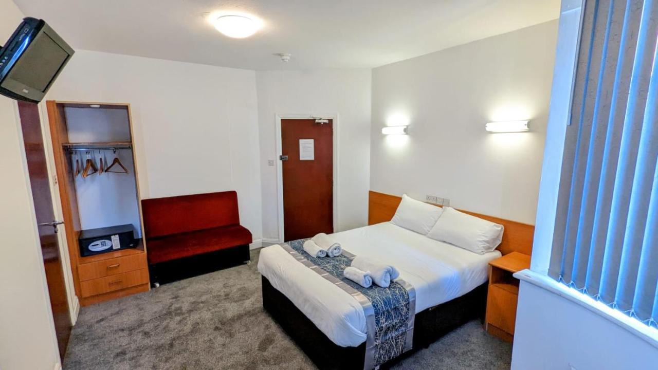Sk Heathrow Hotel Hayes  Dış mekan fotoğraf