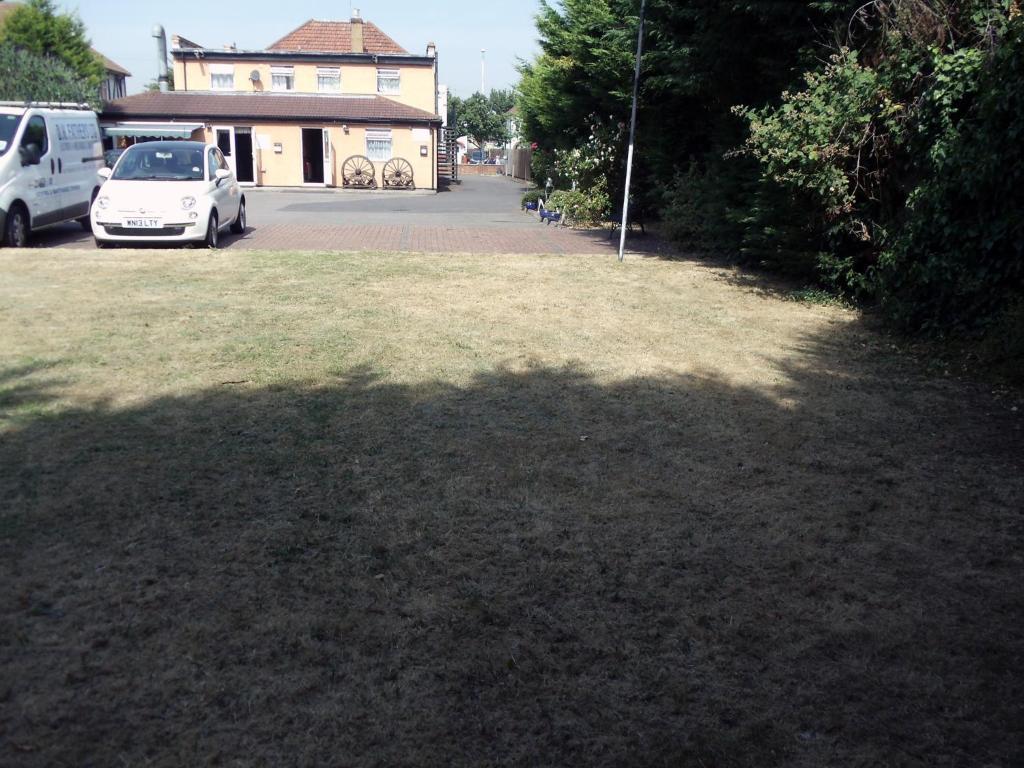 Sk Heathrow Hotel Hayes  Dış mekan fotoğraf