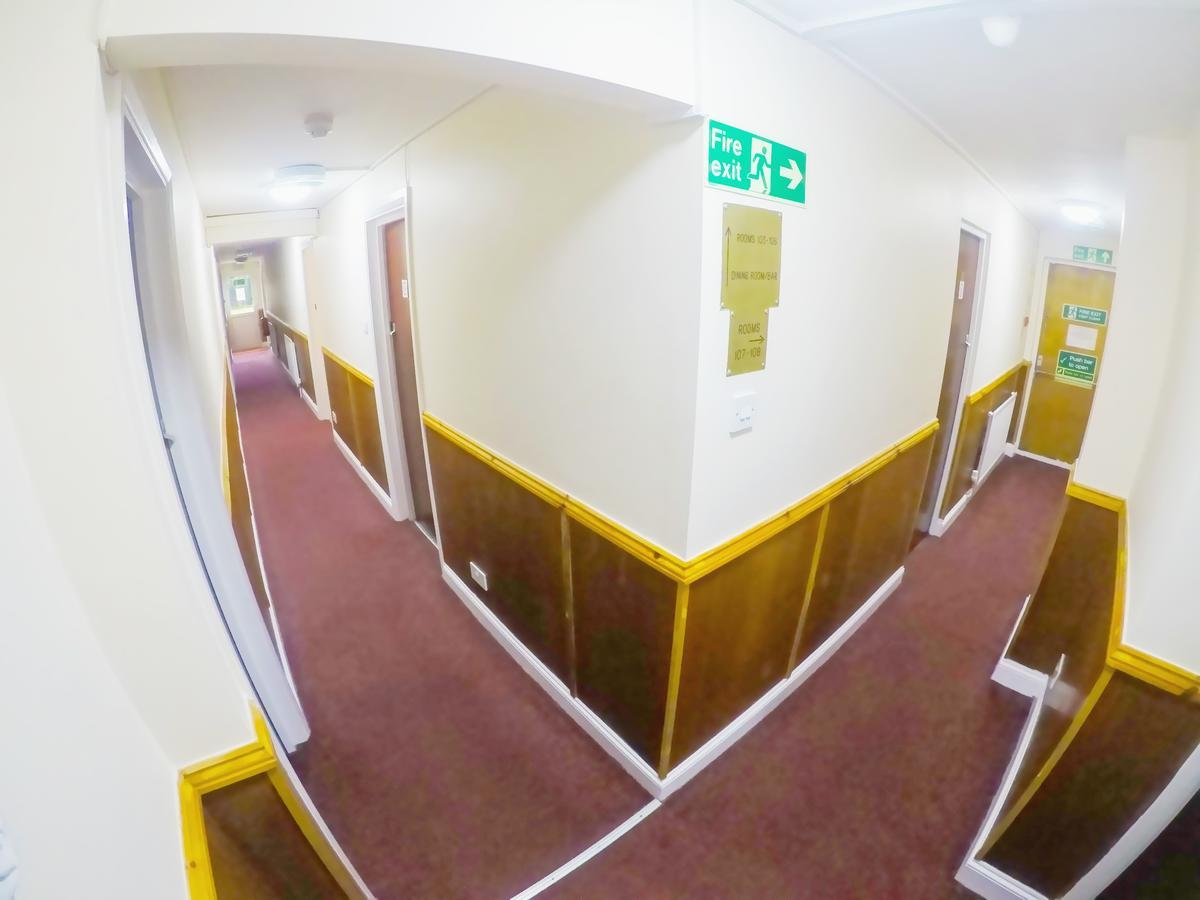 Sk Heathrow Hotel Hayes  Dış mekan fotoğraf
