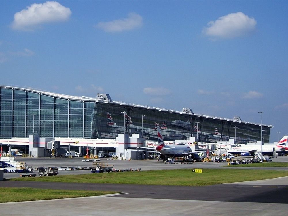 Sk Heathrow Hotel Hayes  Dış mekan fotoğraf