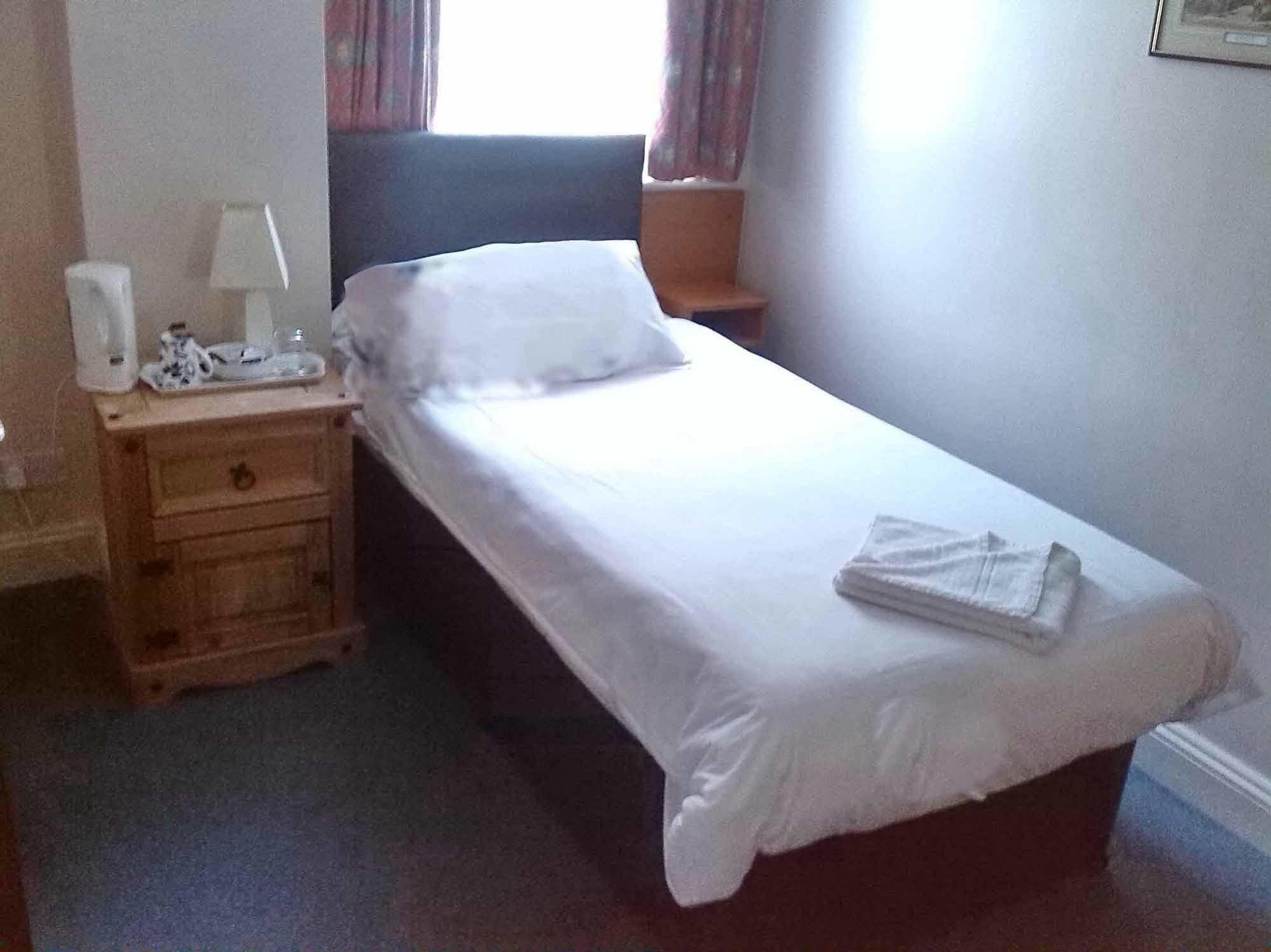 Sk Heathrow Hotel Hayes  Dış mekan fotoğraf